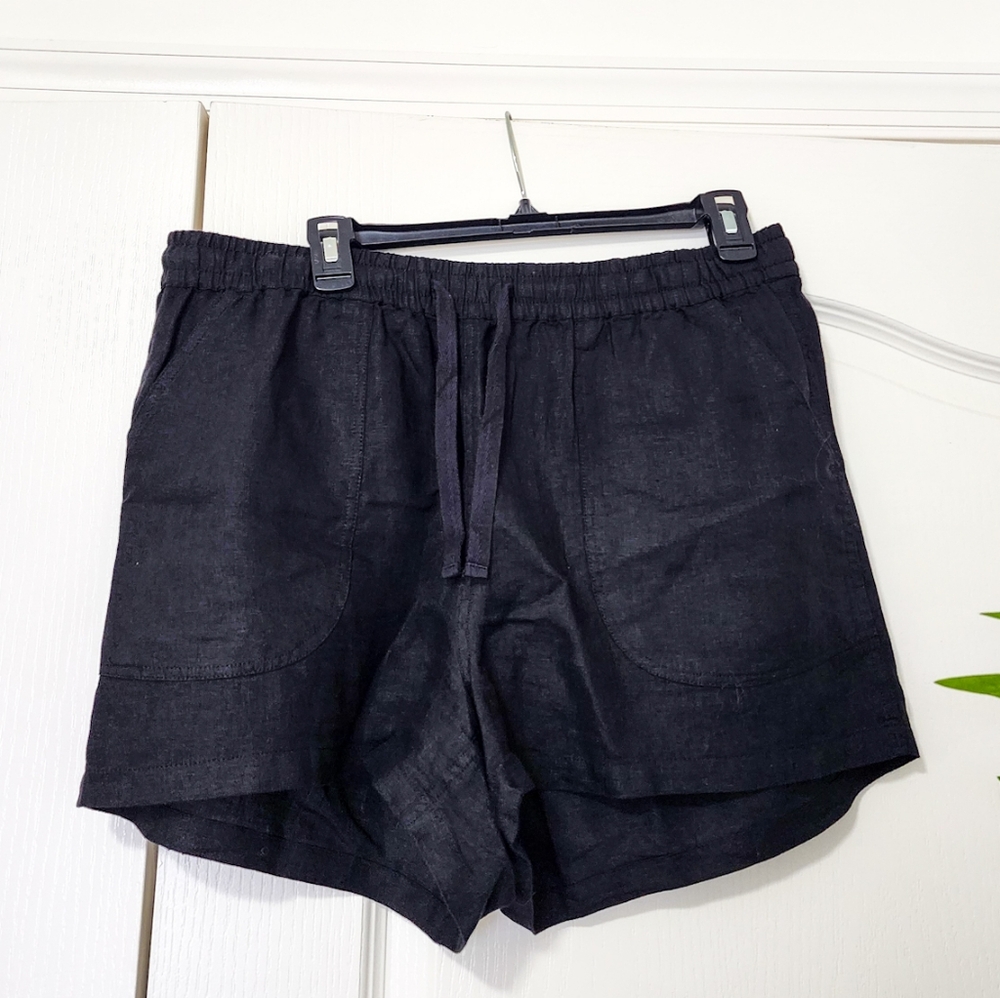 NWOT Quince 100% European Linen Shorts (Black)